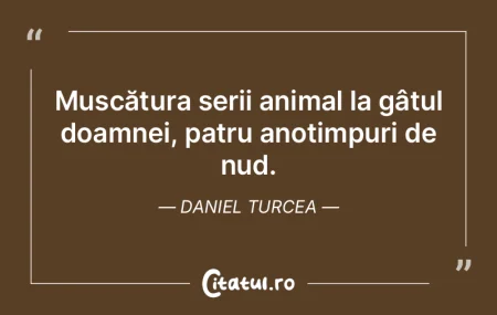 Mușcătura serii animal la gâtul doamn...