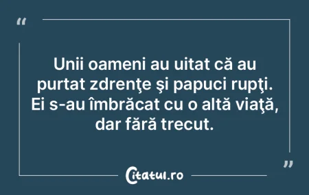 Observă cum acești oameni aleargă în...