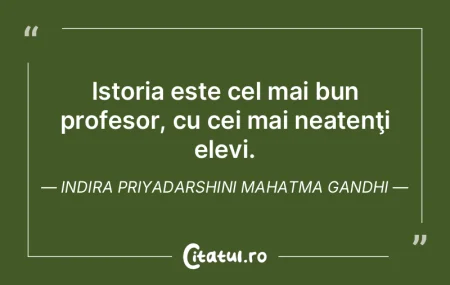 Noi trăim în istorie ca peştii în ap...