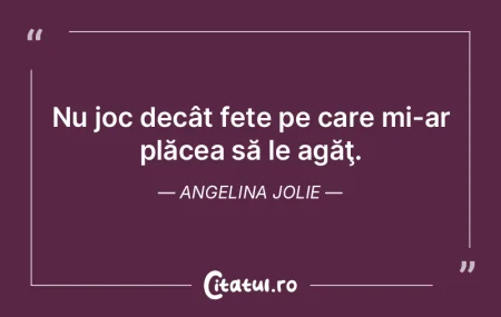 Mi-a înmânat-o împachetată într-un ... Mi-a înmânat-o împachetată într-un ...